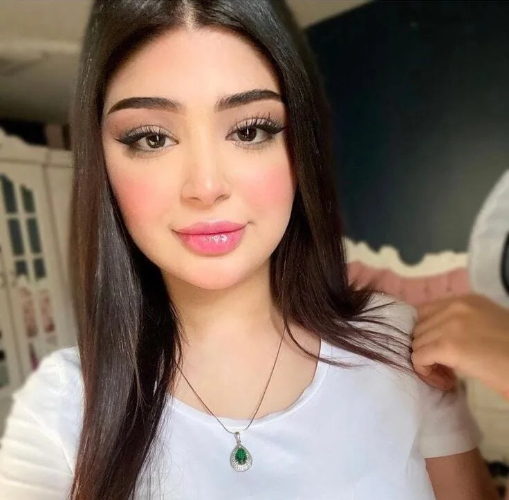 Ceren - Kadıköy Escort