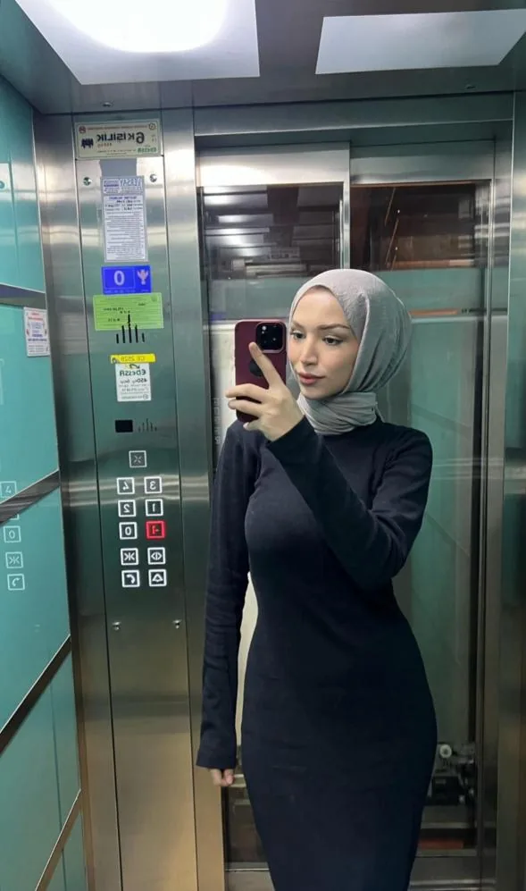 Bade - Kadıköy Escort