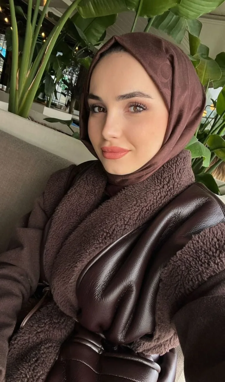 Çağla - Kadıköy Escort