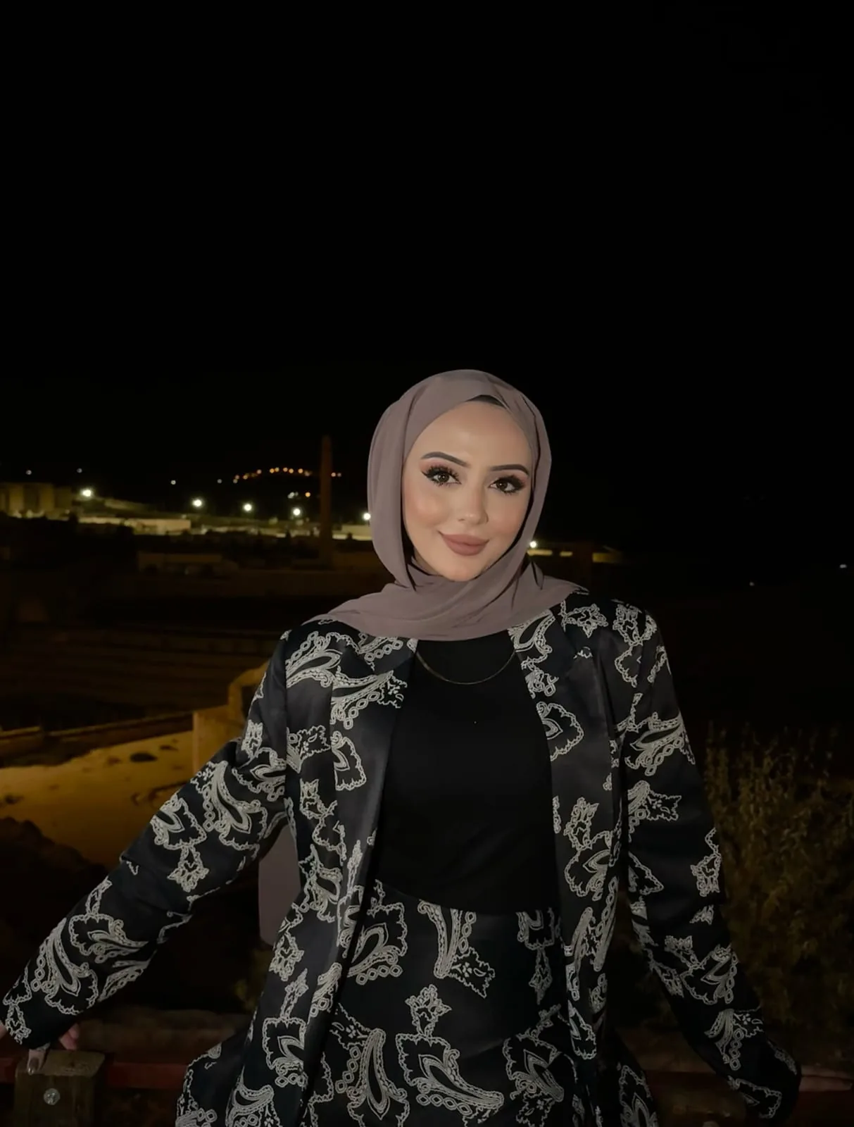 Esra - Kadıköy Escort