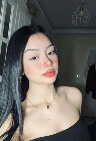 Melike - Kadıköy Escort
